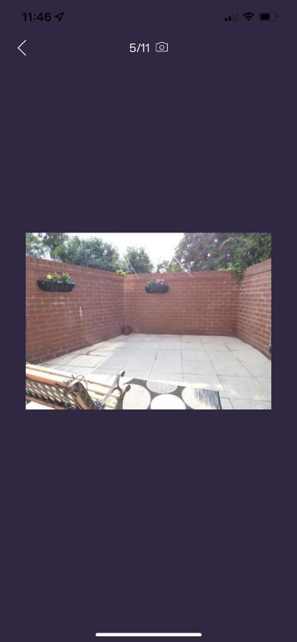 Pc Lodge Kingswood St Preston R1 ภายนอก รูปภาพ